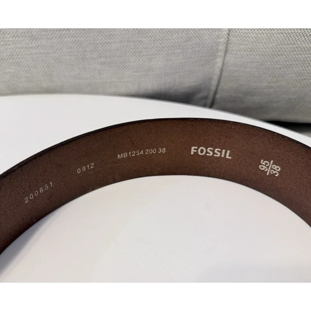 Fossil Genuine Leather Belt  1 1/2